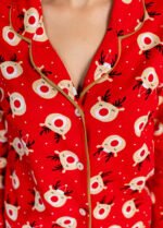 Піжама жіноча з принтом Веселі олені 010254126_червоний - Зображення 4
